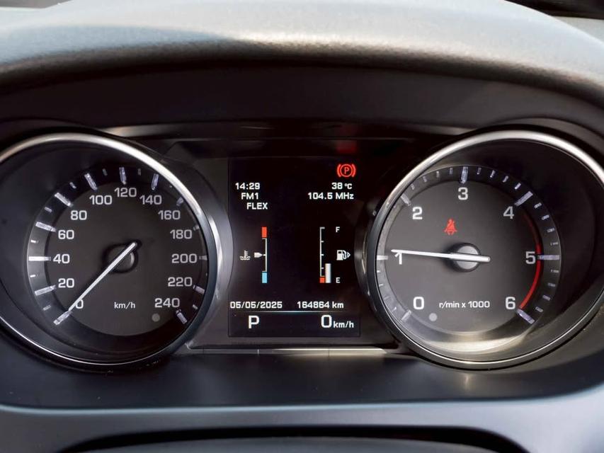 Land Rover Discovery Sport 2.2L SD4 Diesel AWD 2015 จด  2016 20