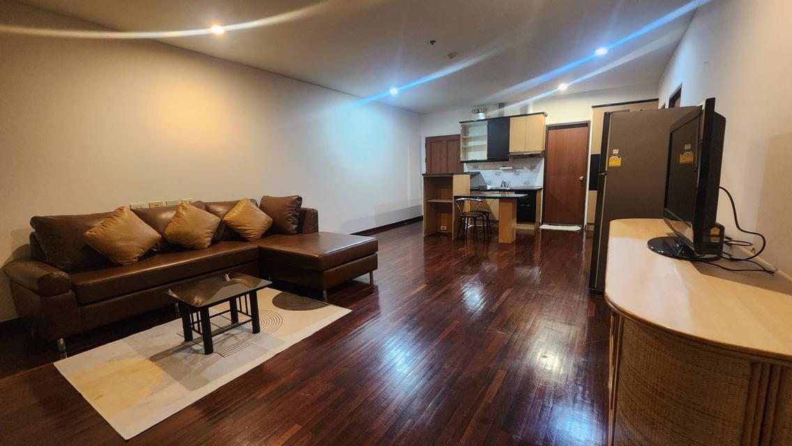 Elephant Tower  Building C Floor 13  (Ratchayothin Area) 16