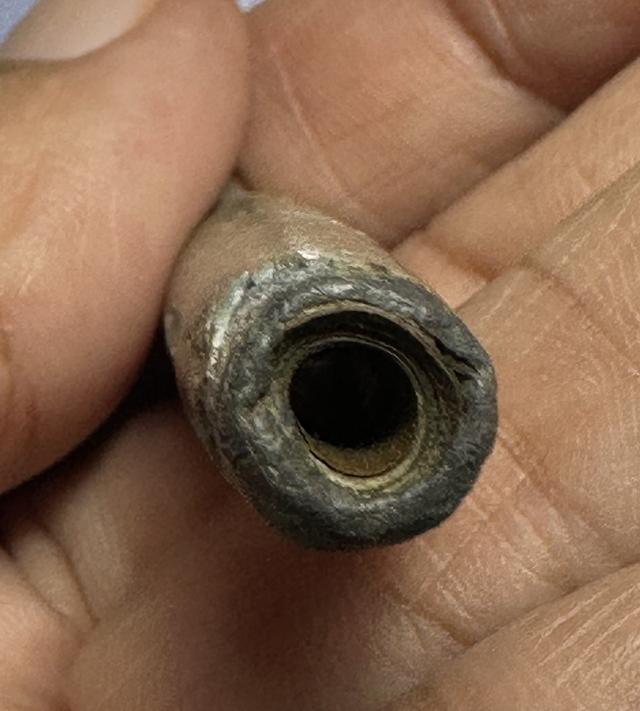 ตะกรุดสาลิกาหลวงปู่ศุขวัดปากคลองมะขามเฒ่า ผ่านการใช้เชือกหลุดหาย 9