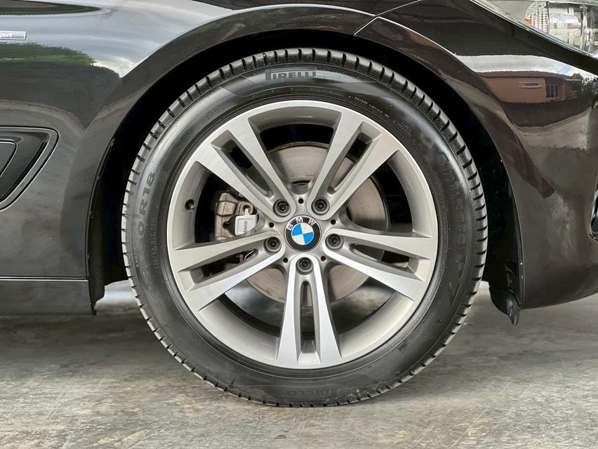 ปี 2015 BMW SERIES 3, 320d GT SPORT 9