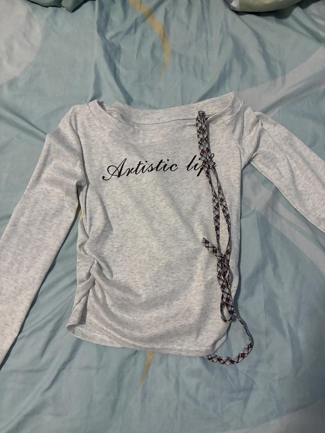 ขายเสื้อผ้ามือสอง ราคาถูก