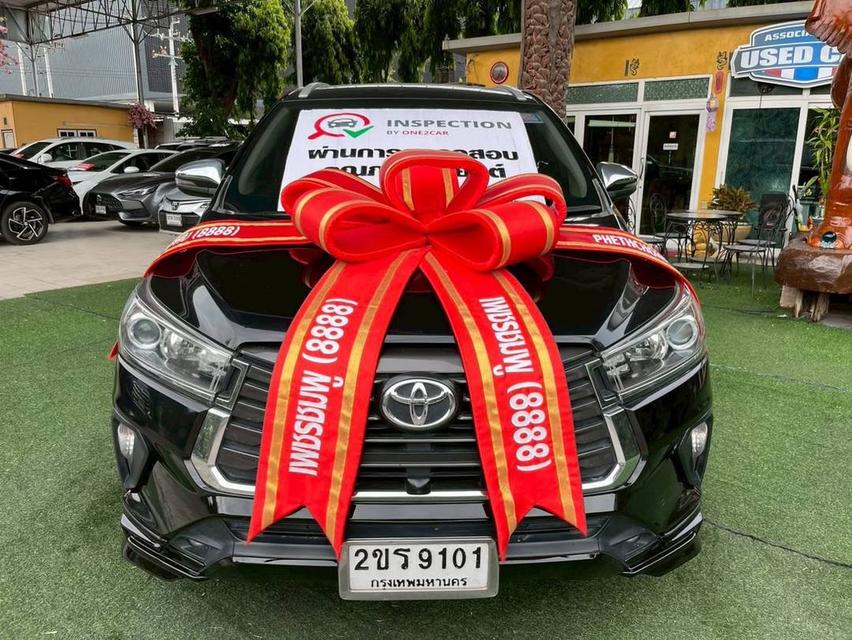 ไก่TOYOTA INNOVA CRYSTA เครื่อง2.8cc. รุ่น PREMIUM AUTO ปี 2022 