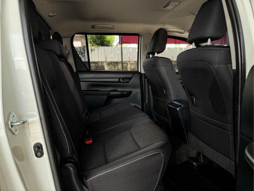 TOYOTA HILUX REVO 2.4 MID Z EDITION 2023 จด 2024  10