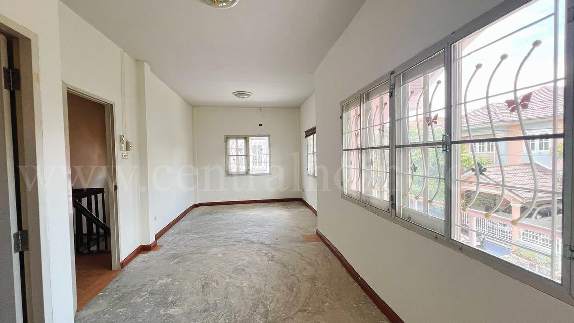 บ้านแฝด บ้านบุรีรมย์ รามอินทรา - คู้บอน 41 8