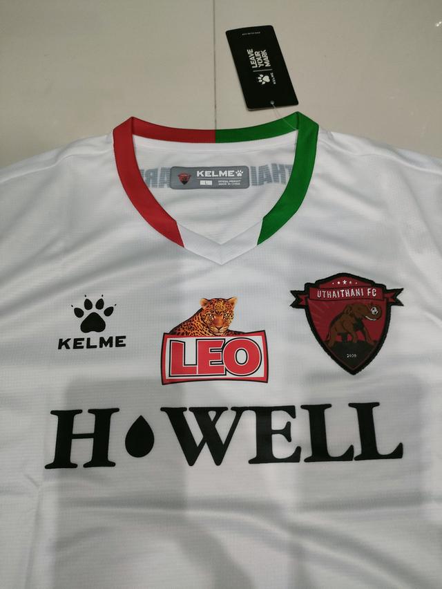 เสื้อบอลทีมอุทัยธานีเอฟซี รูปที่ 3
