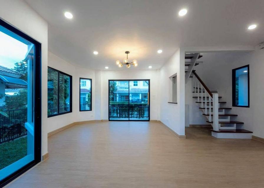ขาย บ้านเดี่ยวรีโนเวทใหม่  บ้านเดี่ยวแบรนด์ Land and houses บรรยากาศเงียบสงบ หมู่บ้านมัณฑนา ปิ่นเกล้า-พระราม5 6