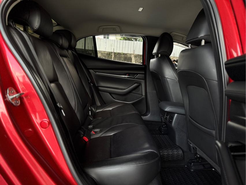 รหัสรถ WRT647 2020 MAZDA MAZDA3, 2.0 SP 12