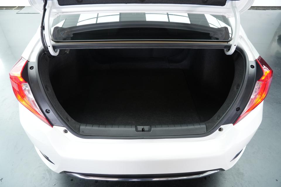 2020 HONDA CIVIC FC 1.8 EL i-VTEC สีขาว เลขไมล์ 99673 กม. 7