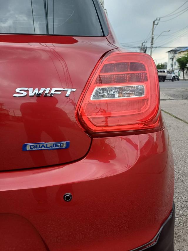 ปี2019 SUZUKI SWIFT NAVI AT TOP มือเดียวออกห้าง บุ๊คเซอร์วิสครบ 20