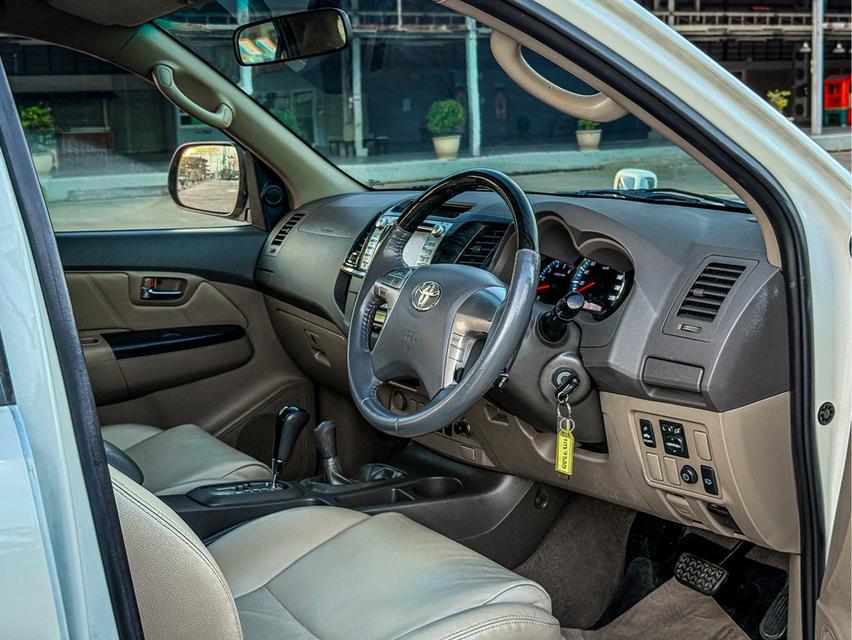 ขาย Toyota Fortuner 3.0v 4wd ปี12 12