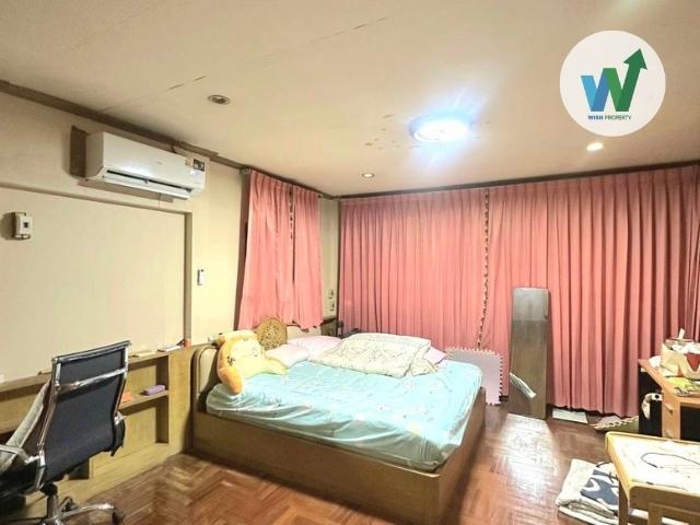 Sales Setthakit Village18 , Phetkasem Road Soi 102  for 5 Bedrooms 2 Bathrooms  Near Kanchanapisek 9  Suvarnabhumi 8