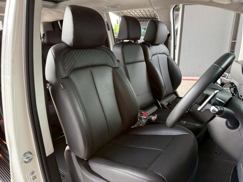 Hyundai Staria 2.2 Premium Sunroof ปี 2023 รุ่นท็อปสุด 7