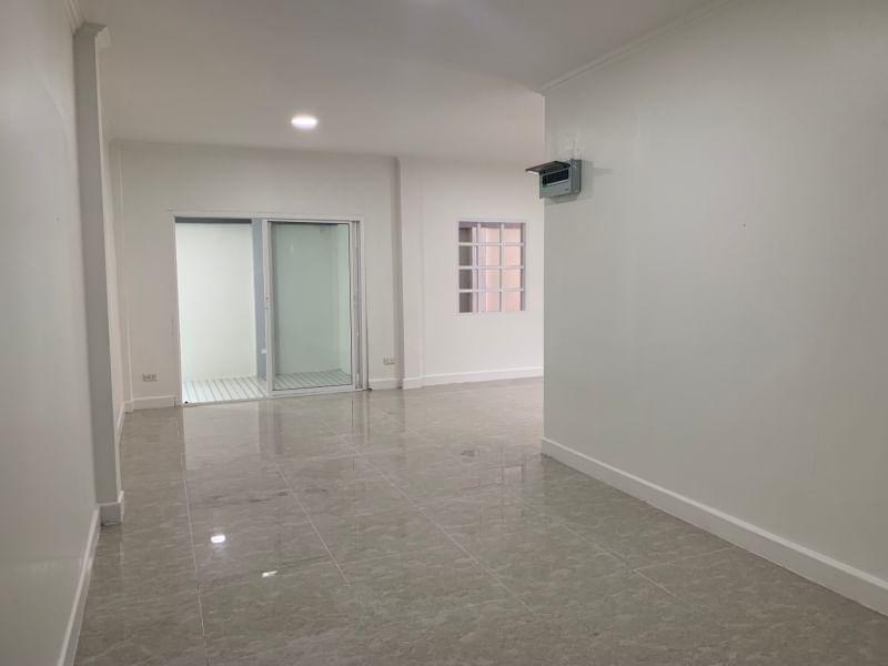 🏡 บ้านเดี่ยว 2 ชั้น รีโนเวทใหม่ พร้อมเข้าอยู่ ทำเลเชื่อมต่อหลายเส้นทาง | คลองสามวา ถ.นิมิตใหม่ 40 10