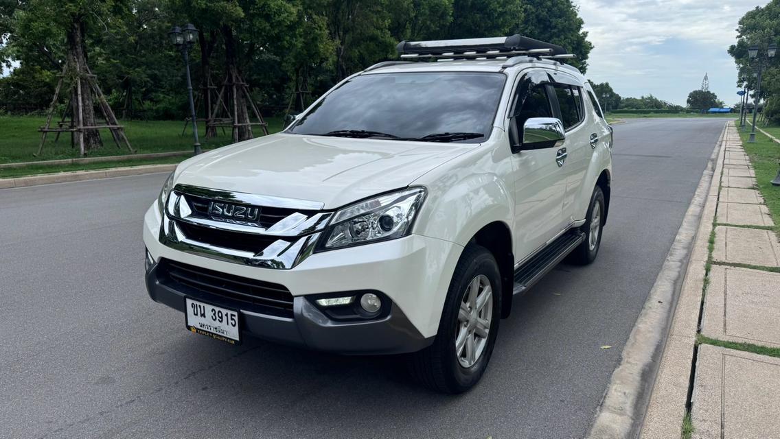 (แจ้งรหัสรถ TPV3915) 🎊 Isuzu MU-X 3.0 DVD Navi ปี 2015 🎊