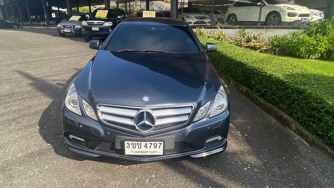 Mercedes-Benz E250CGI Coupe 