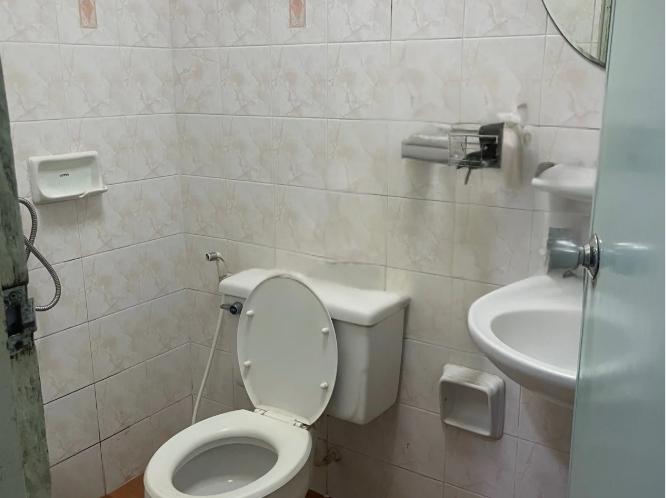 ทาวน์เฮ้า หมู่บ้านอักษารา  2 ชั้น เลขที่ 219/606 ซ.1 34 ตรว. พร้อมเฟอร์ ราคา 2.8 ลบ. คุณสมบัติ •	3 ห้องนอน 2 ห้องน้ำ •	ขนาด 34 ตรว. •	ห้องครัว มี 2 แบ 10