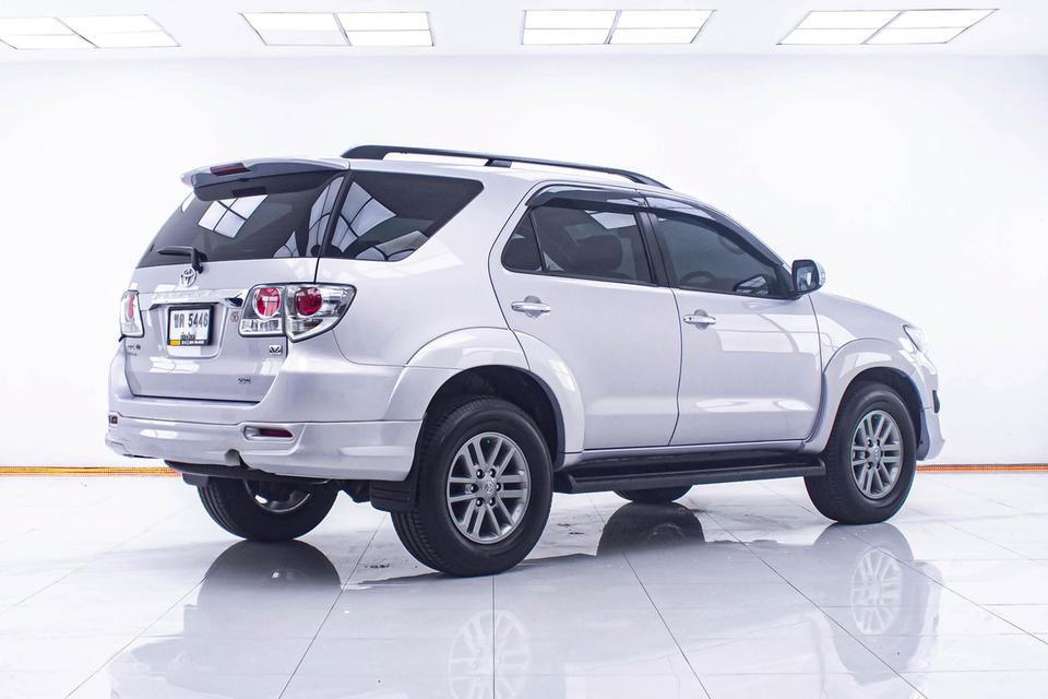 รหัสรถ 1D580 FORTUNER 3.0 V 2WD 50TH 2012 3