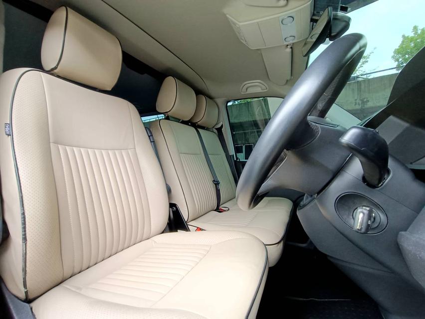 รหัสรถ PEAT8274 Volk Caravelle Comfortline2  เครื่องดีเซล แต่งVIP เต็มระบบ 2017 12