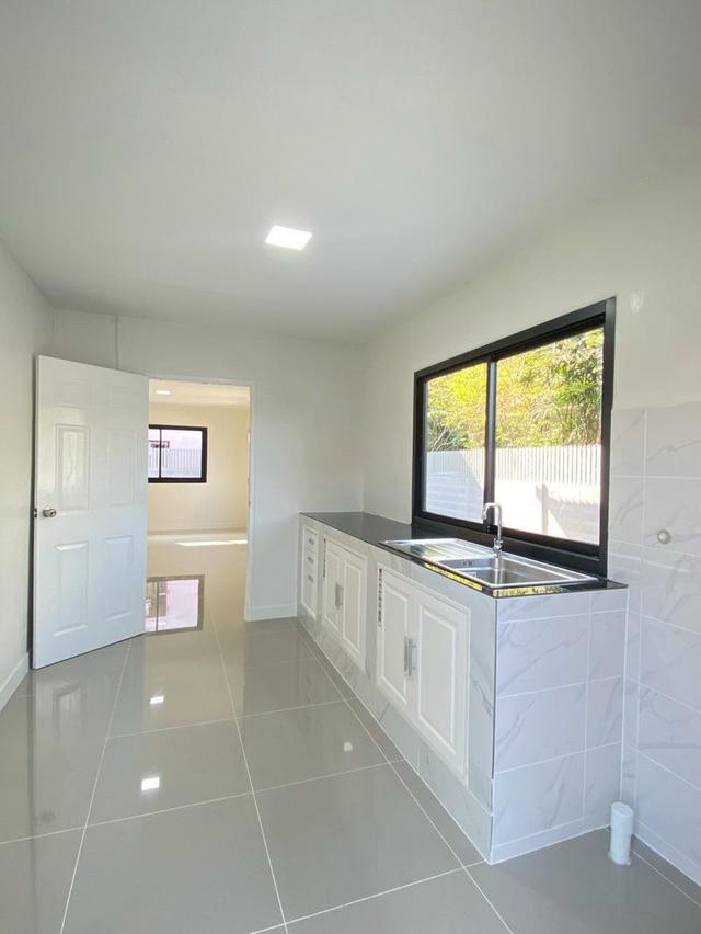 ขายบ้านเดี่ยว 2 ชั้น  เนื้อที่ 125 ตารางวา  หมู่บ้านเมืองเอกรังสิต ถนนพหลโยธิน ตำบลหลักหก อำเภอเมืองปทุมธานี จังหว 7