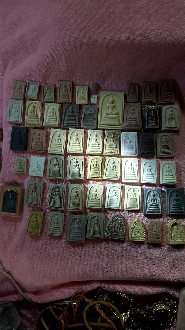 สะสมแลกเปรียญบูชาเพื่อศึกษาต่อยอดองค์ความรู้และประสบการณ์ในงานด้านพุทธศิลปะ 11