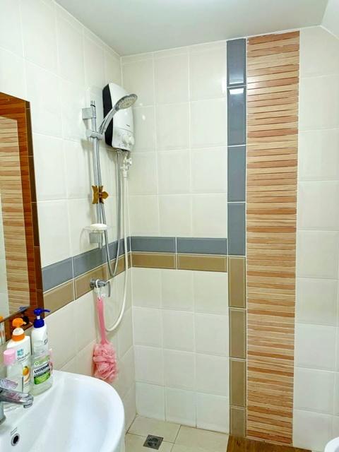 ให้เช่าทาวน์โฮม 2 ชั้น 4 นอน ฟิวเจอร์-รังสิตคลอง3 ตลาดคลองสาม 800 ม. 3 น้ำ 20 ตร.วา.ตลาดไท 3กม. ตลาดไอยรา 2.8กม. 4