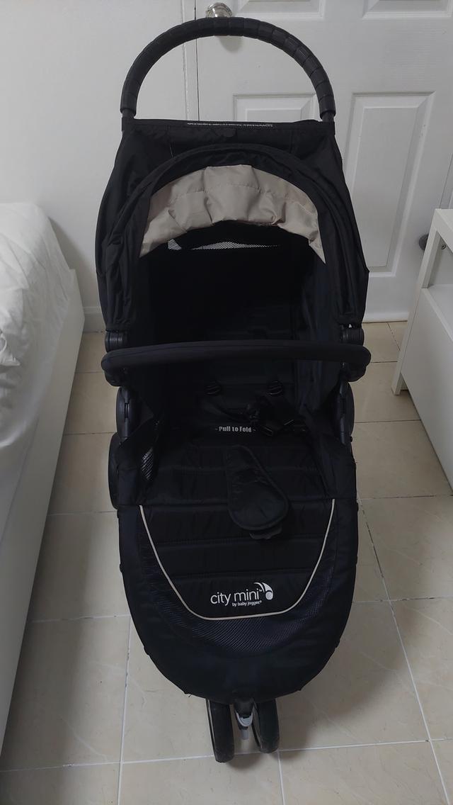 รถเข็นเด็ก Baby Jogger city mini 2