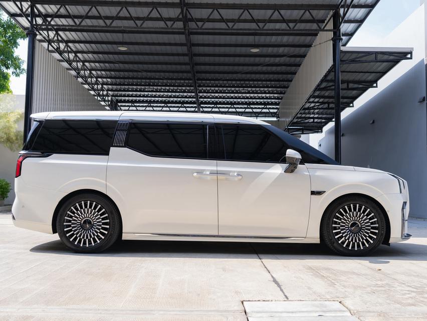 ZEEKR 009 Flagship 6-Seaters Dual Motors AWD ปี 2025 รูปที่ 7