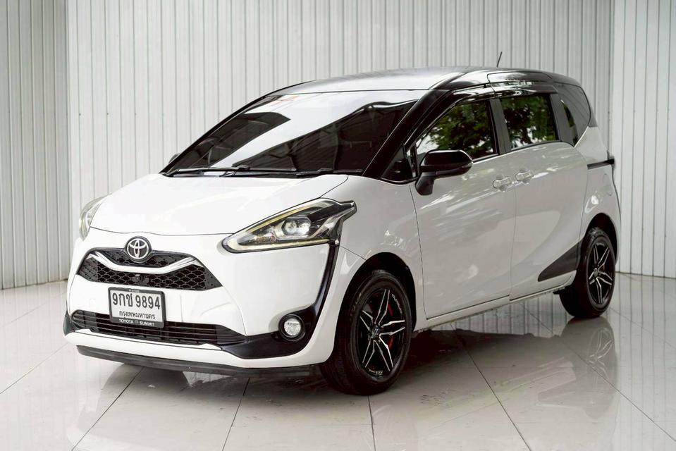 TOYOTA SIENTA, 1.5 V
