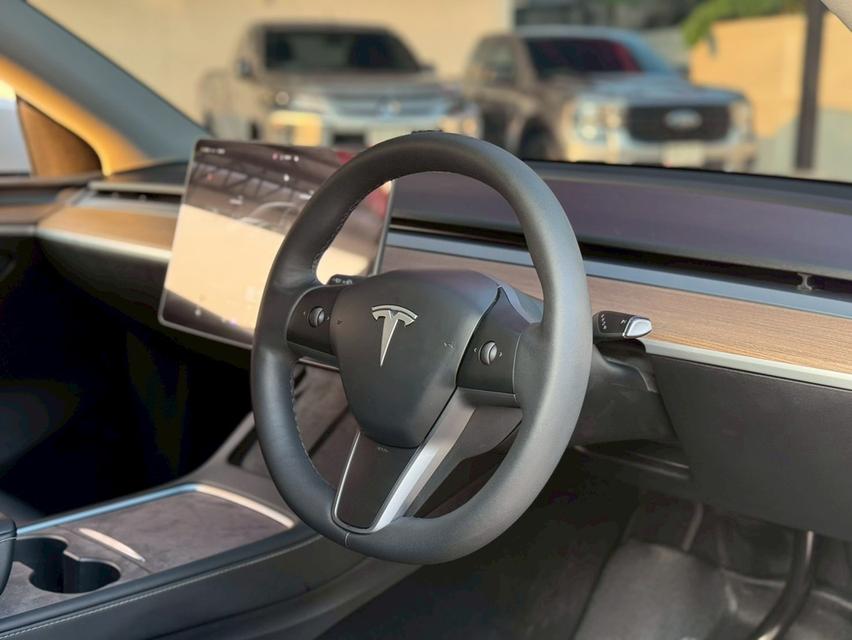Tesla Model Y RVD ปี23 12