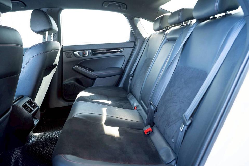 HONDA CIVIC 2.0 e:HEV RS ปี 2022 สีขาว โฉม FE ปี21-ปัจจุบัน รูปที่ 13