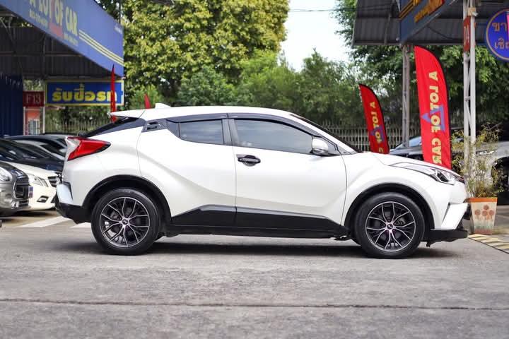 ขาย TOYOTA CHR สภาพดีมาก 5