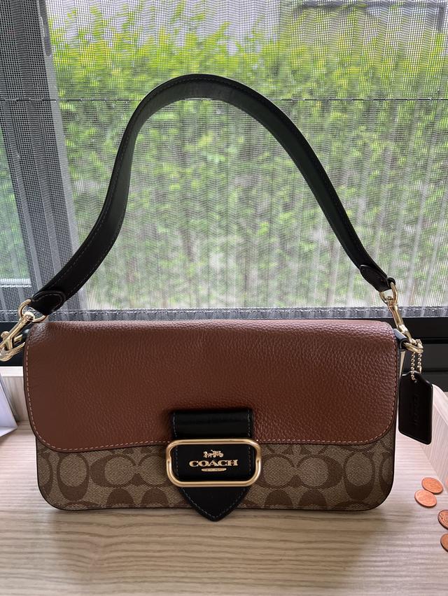 ขายกระเป๋า Coach ใหม่ค่ะ  ใช้งานแค่ 1-2 ครั้งค่ะ ซื้อจากญี่ปุ่น