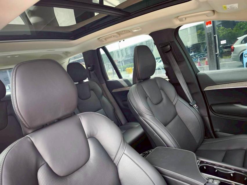 รหัสรถ KPV8 2025 Volvo XC90 Recharge AWD Inscription Plug-in Hybrid สีขาว เลขไมล์ 706 KM 14