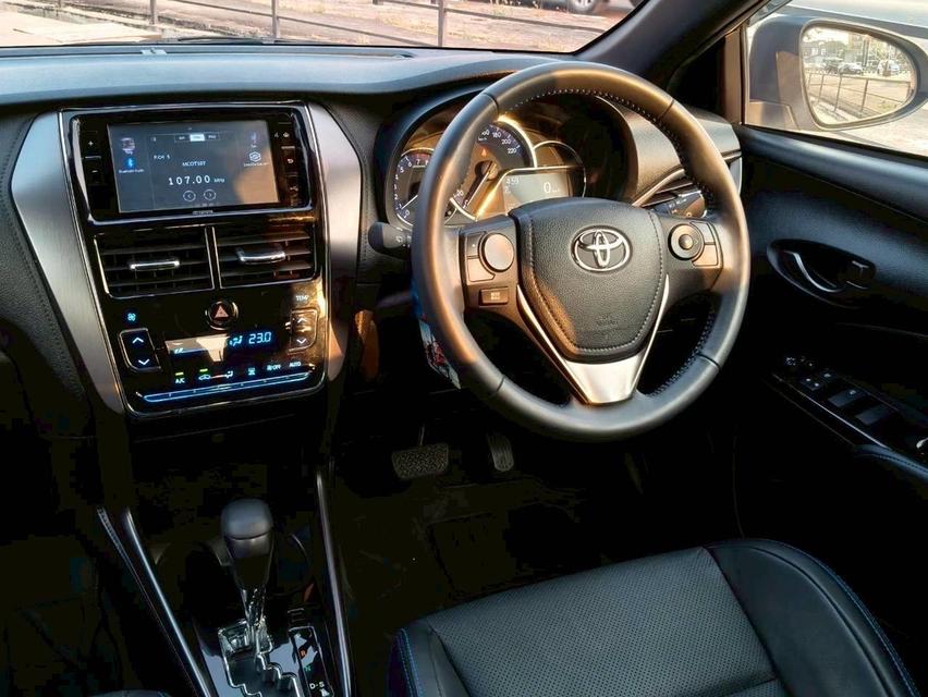TOYOTA YARIS 1.2 Sport Premium (5 ประตู) ปี 2022💰 ราคาพิเศษเพียง 428,000 บาท เท่านั้น! 🔥 รูปที่ 4