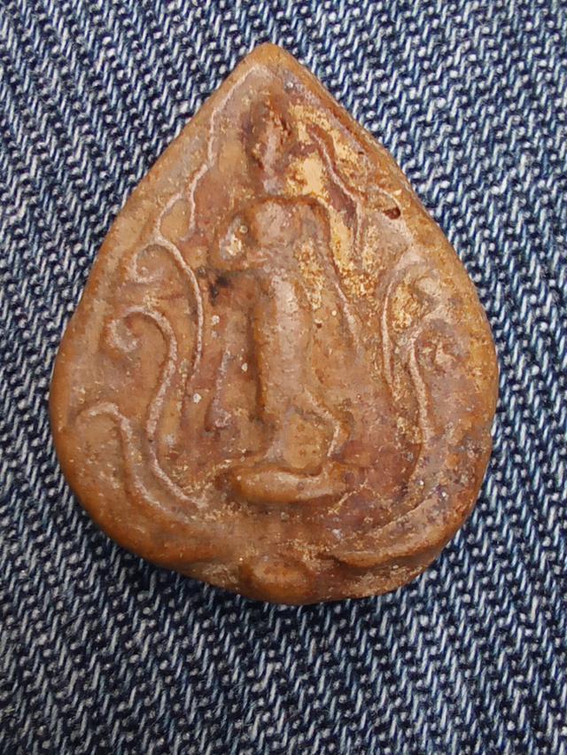 พระลีลาเปลวเพลิง หลวงพ่ออ่ำ วัดชีปะขาว จังหวัดสุพรรณบุรี