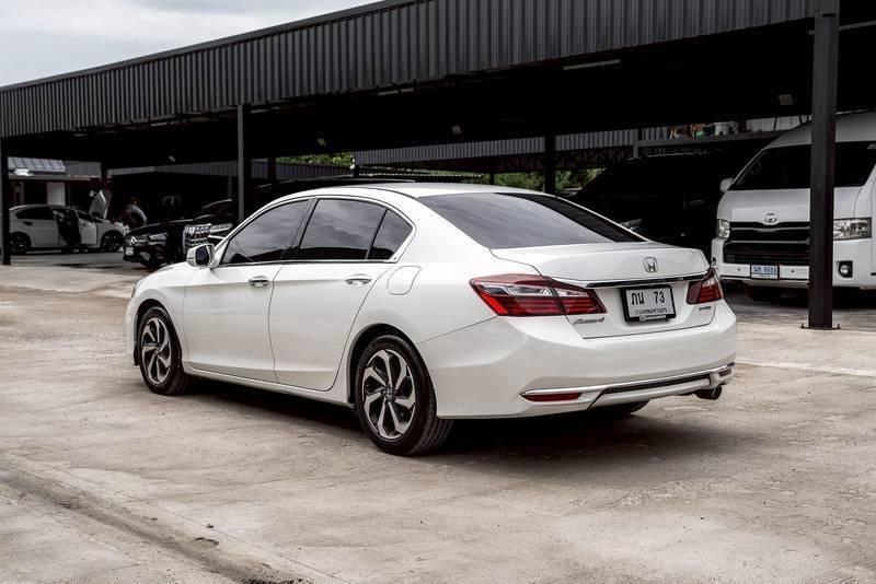 (แจ้งรหัสรถ 67GG73 ) #Honda #Accord 2.0E ปี 2018 รูปที่ 6