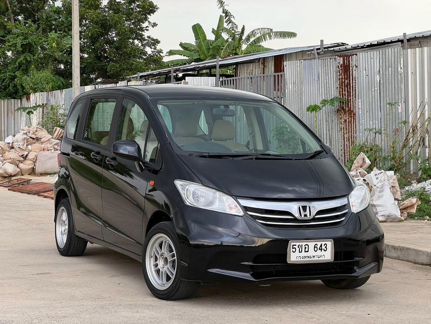 Honda Freed 1.5 Airbagคู่ปี 2012 เกียร์ ออโต้