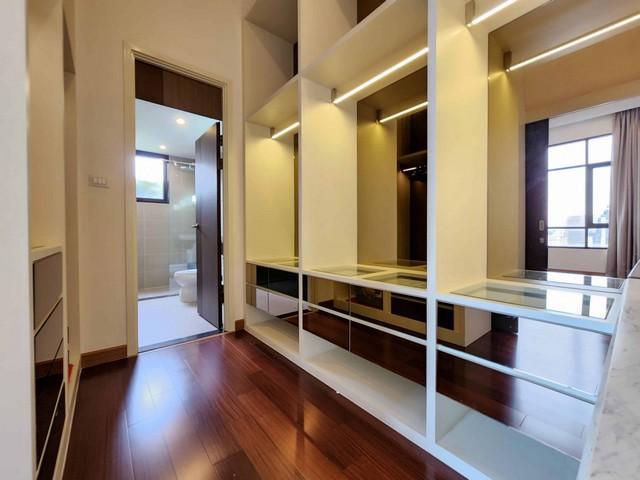 Condo for rent Supalai Elite Sathorn-Suanplu,penthouse features 4 beds, 4 baths, on high floor 4
