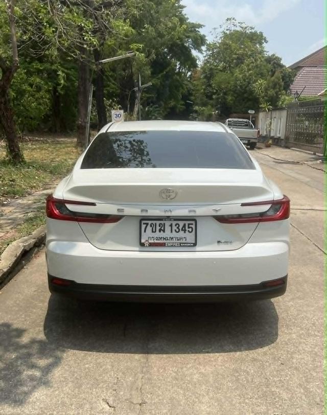 2025 TOYOTA CAMRY 2.5 HEV SMART สีขาว รถบ้านเจ้าของขายเอง ชื่อตรงเบียน มือแรก ใช้ถนอม ไม่เคยเฉี่ยวชน  มือแรกป้ายแดง สภาพเหมือนใหม่ ไม่เคยเฉี่ยวชน ใช้ร รูปที่ 3