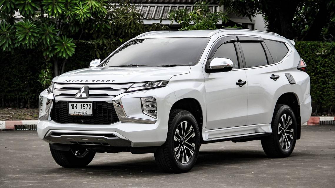 ขายMitsubishi Pajero 2.4GT ปี21 1