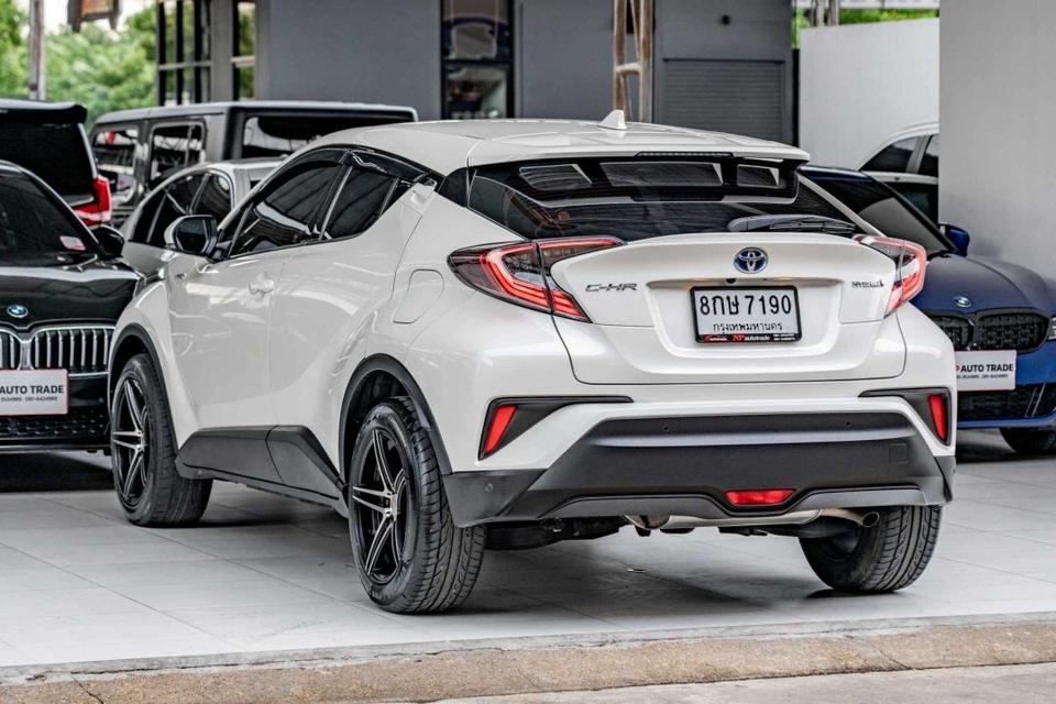 TOYOTA C-HR 1.8HYBRID MID รหัส NPA7190 4