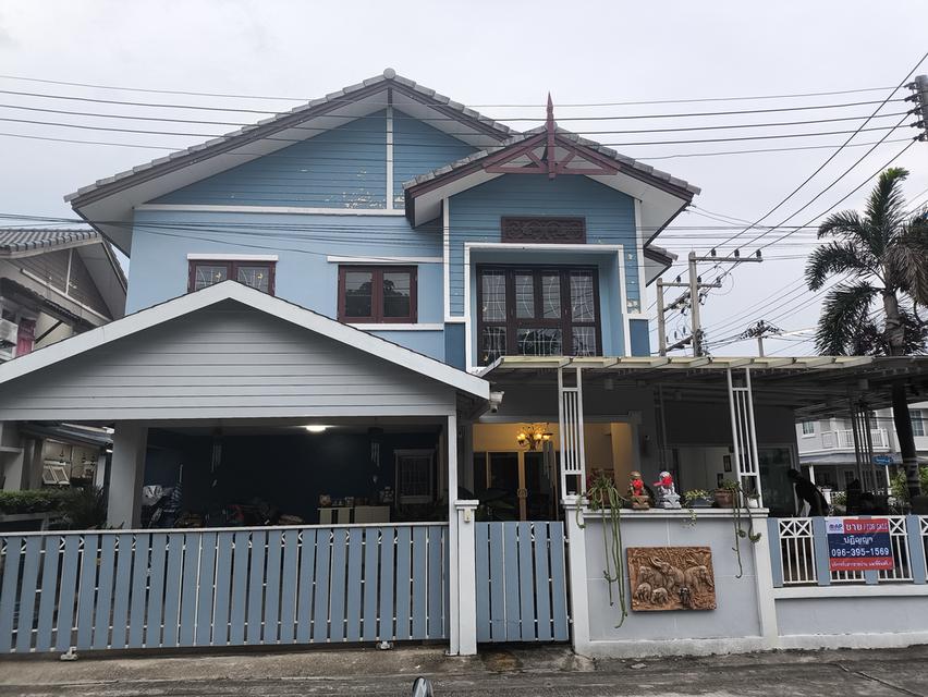 บ้านเดี่ยวหลังมุม หน้าสวน ถนนกว้าง จอดรถได้หลายคัน 1