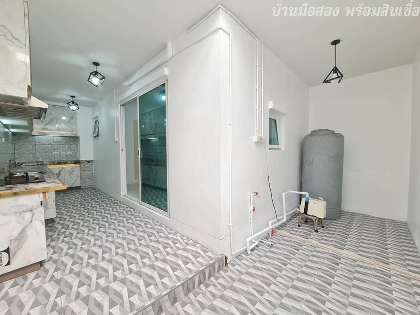 ขายด่วน หมู่บ้านฮาบิเทีย เลียบคลองสอง 19