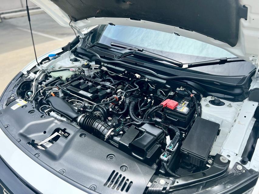 HONDA CIVIC FK 1.5 turbo hatchback 2019 18