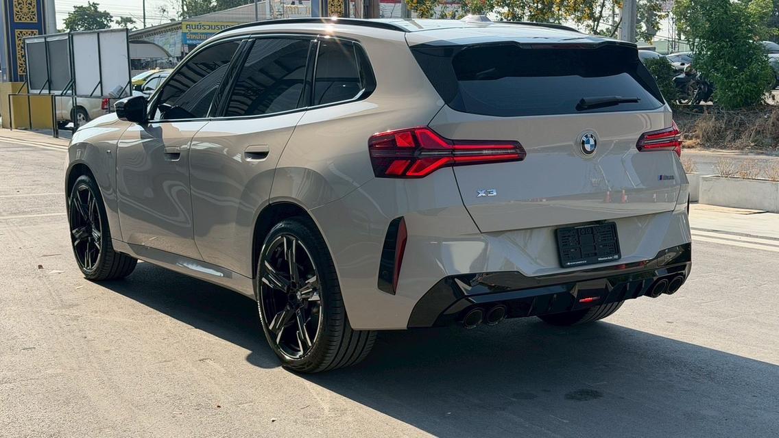 รหัสรถ KPV53 2026 BMW X3 3.0 M50 xDrive สี Dune Grey Metallic รูปที่ 12