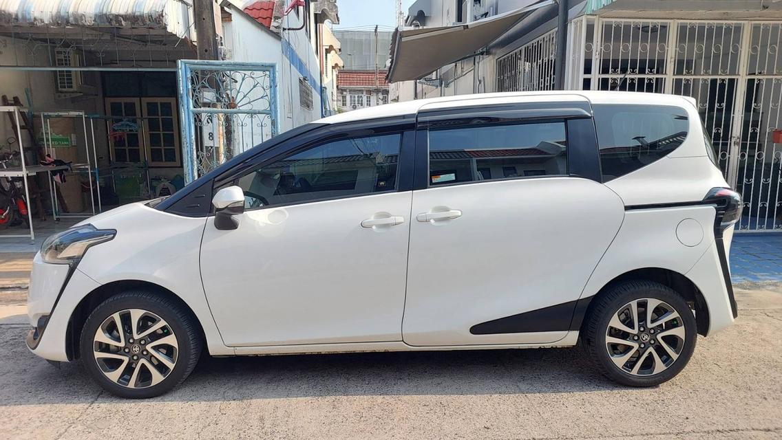 รถ Toyota Sianta V 2019 มือเดียว เข้าศูนย์เช็คระยะตลอด ไม่เคยชนหนัก ไมล์ 106,xxxx ประตูไฟฟ้า สีขาว รูปที่ 4