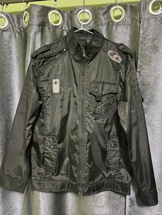 เสื้อแจ็คเก็ต สอบถามเพิ่มเติมได้งับ 