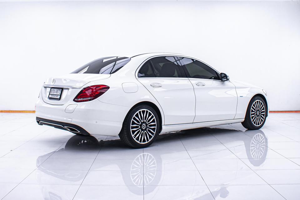 รหัสรถ 1D042 🚘 BENZ C350e 2.0 EXCLUSIVE ปี 2019 12