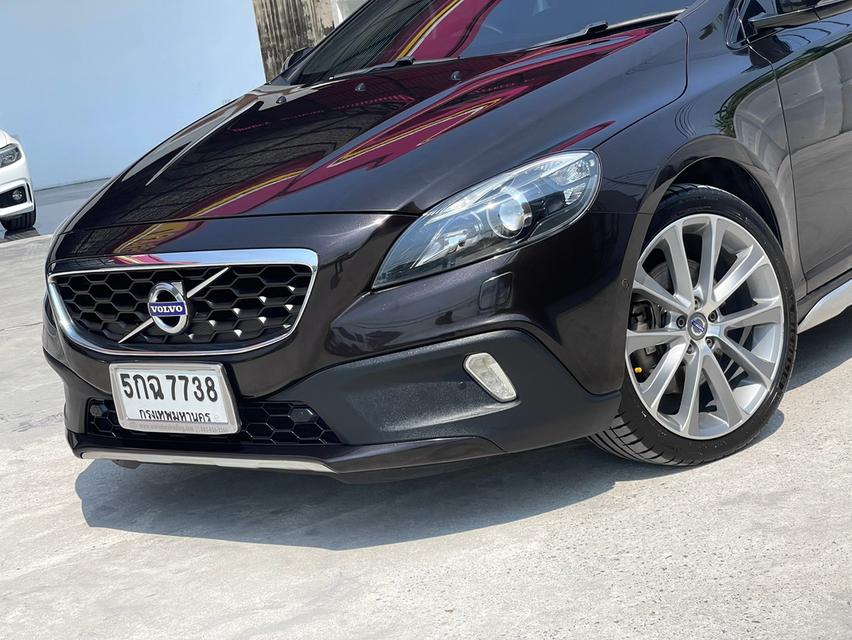 ขาย Volvo V40 D4 ปี16 19