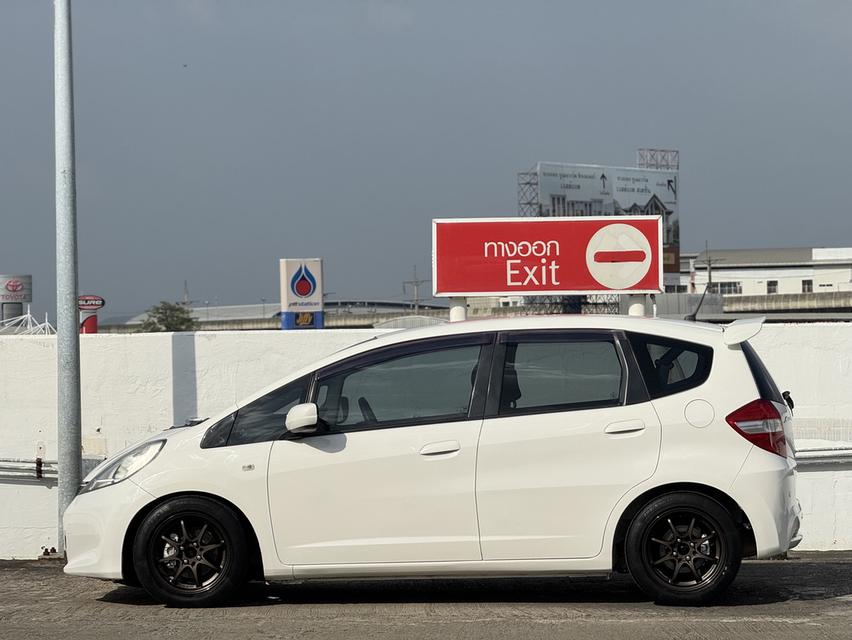 HONDA JAZZ GE 2011 AUTO IVTEC 7